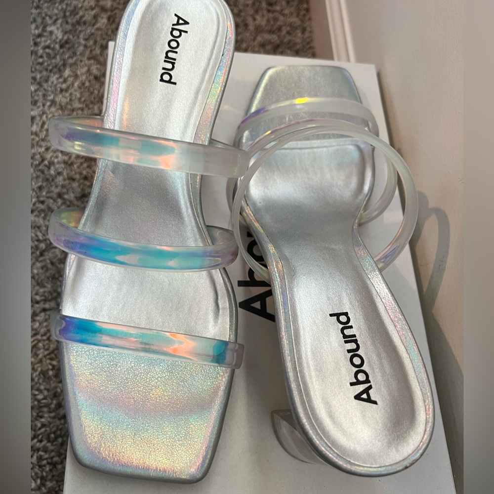 Abound Iridescent heels square toe, 2.5 inches tall